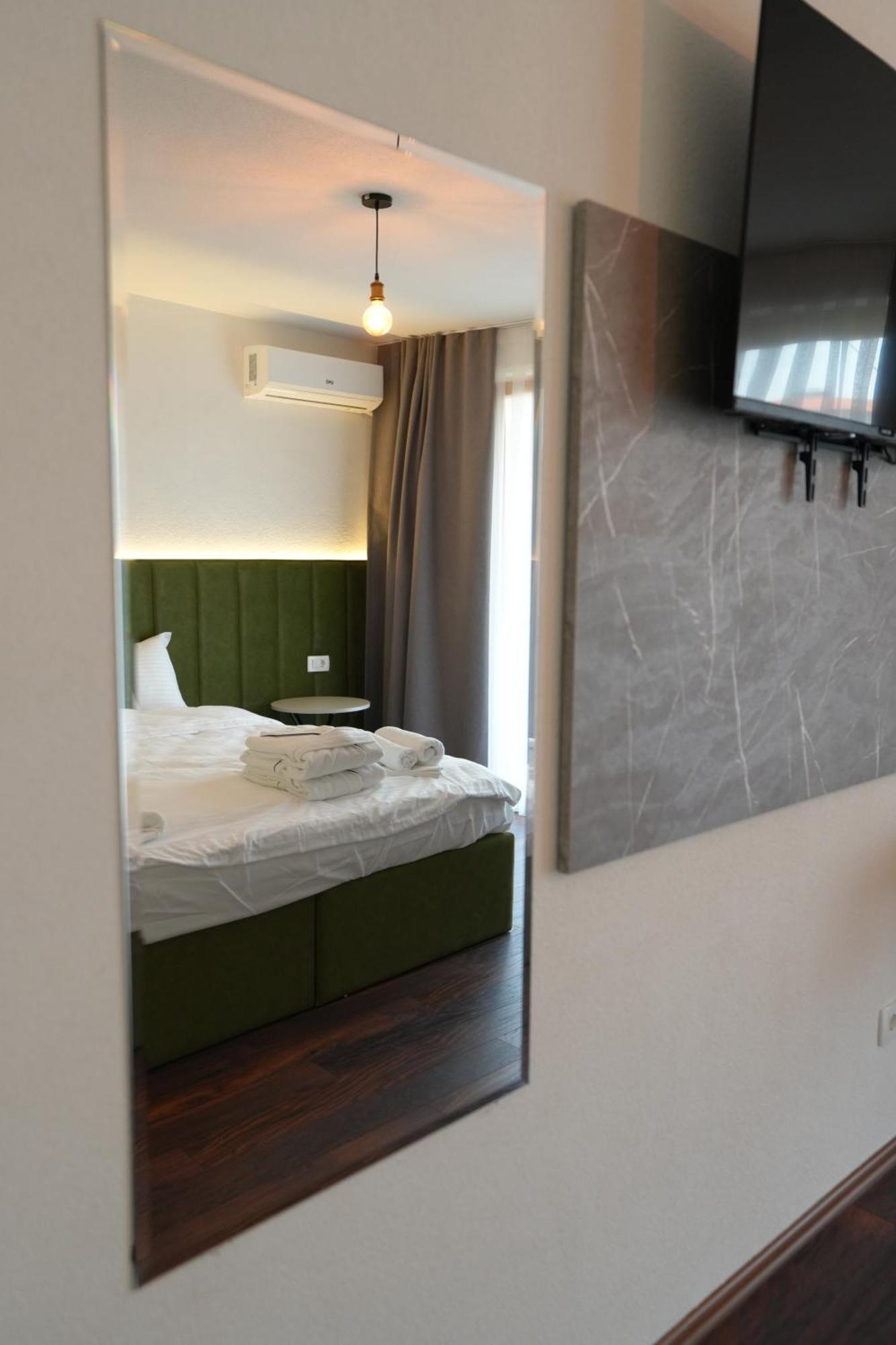 Biond Hotel Prizren Exterior photo