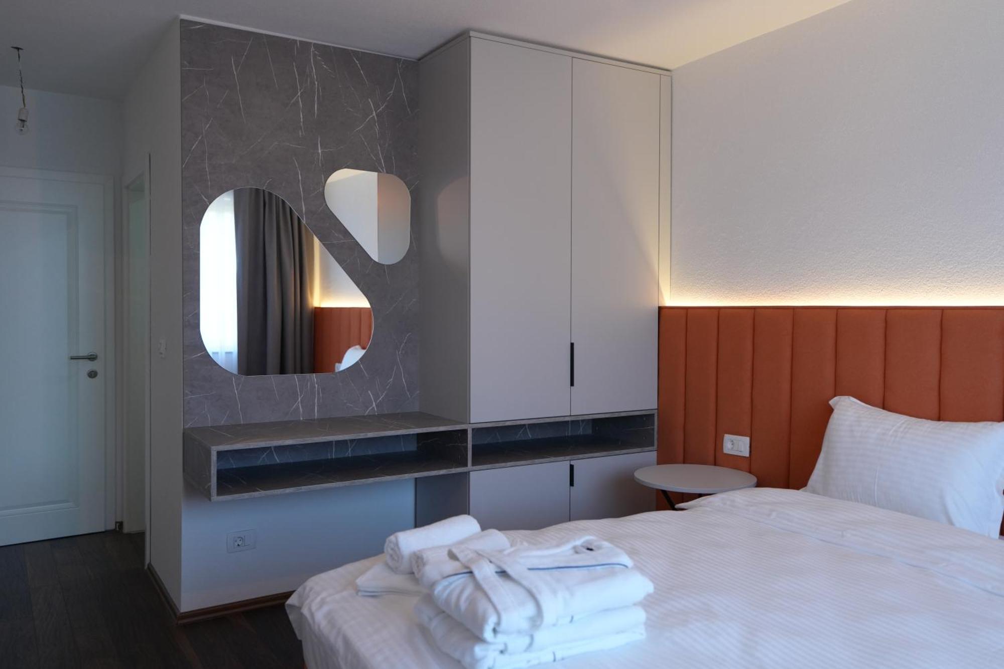 Biond Hotel Prizren Exterior photo